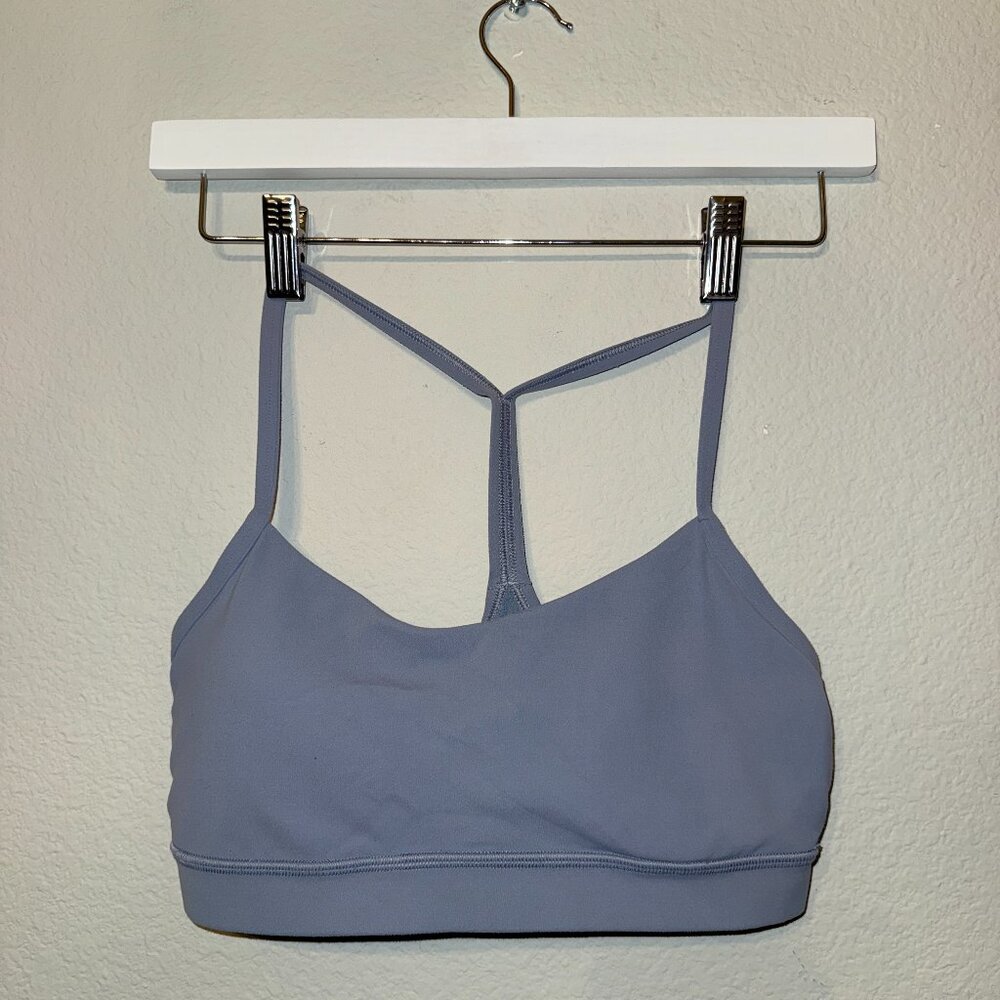 Lululemon Flow Y Sports Bra - blue/grey color - size 8 With pads Gently worn
